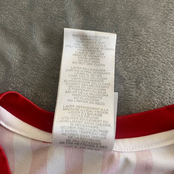 FIFA World Cup Qatar 2022 USA Soccer Jersey Large Red White Blue Official Licens - Picture 7 of 12